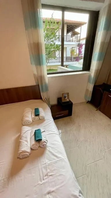Apartment With Sea View In Pefkohori.