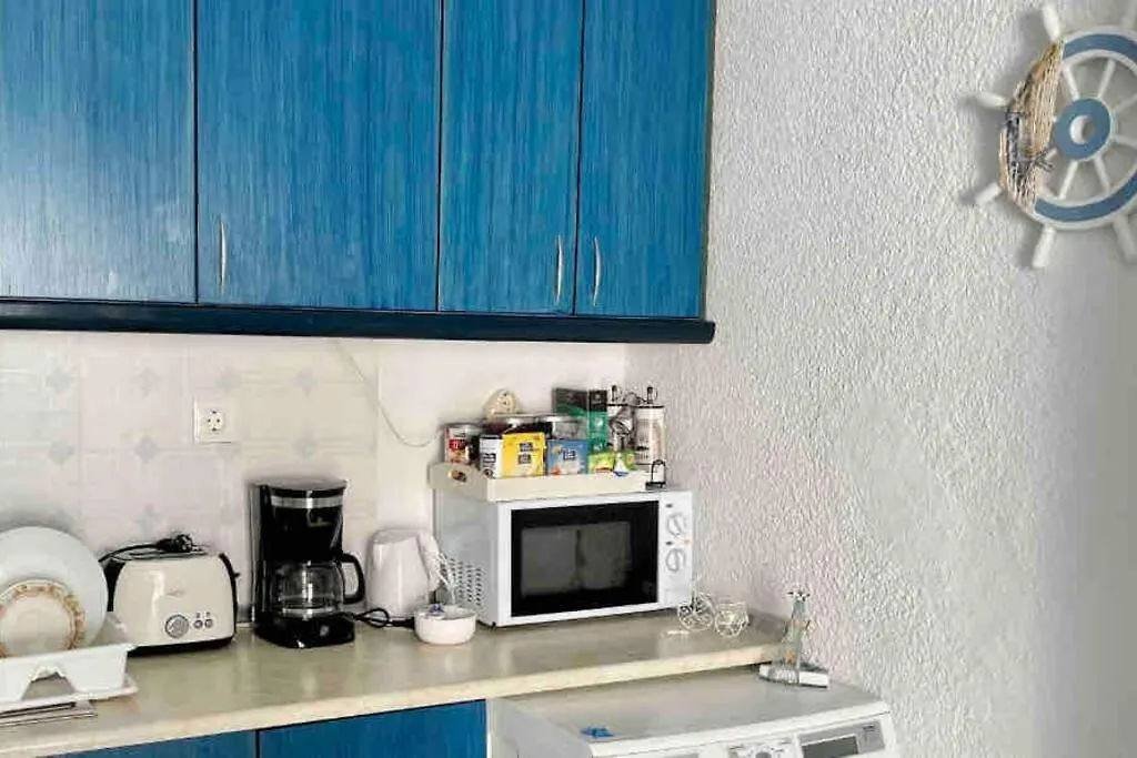 Apartment With Sea View In Pefkohori. Grecia