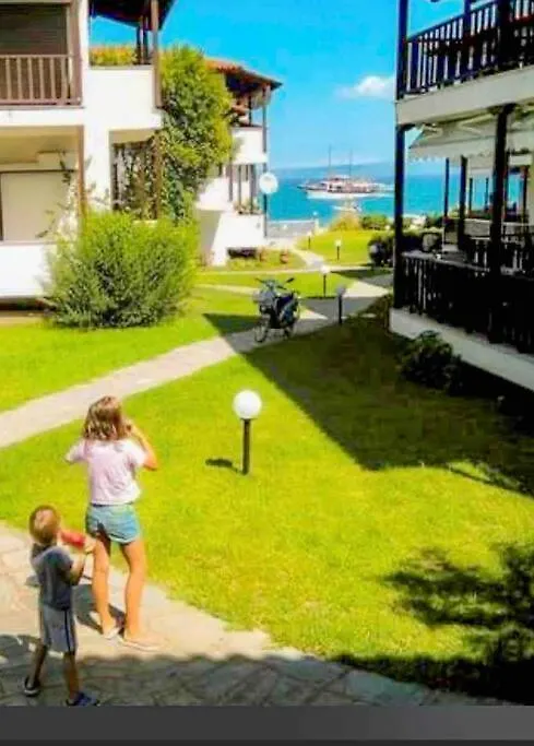Apartment With Sea View In Pefkohori.